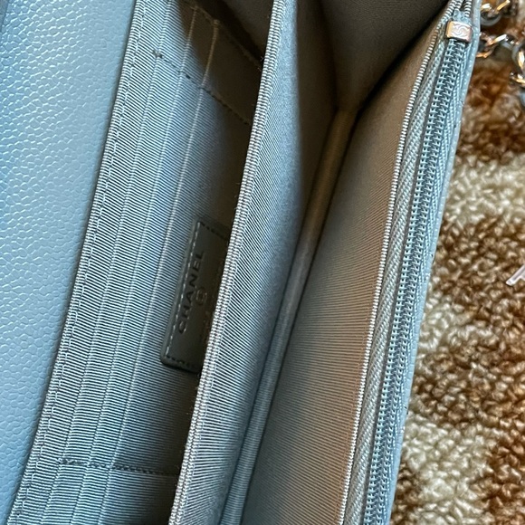 🚫Sold🚫 Chanel Caviar Quilted Mini Wallet On Chain WOC Light Blue - Picture 4 of 11
